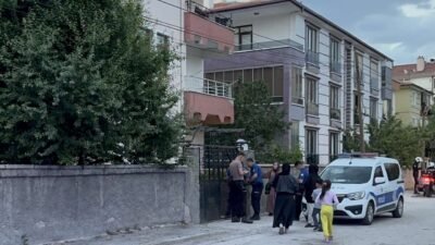 Konya'nın Selçuklu ilçesinde eşi tarafından bıçakla ağır yaralanan kadın tedavi