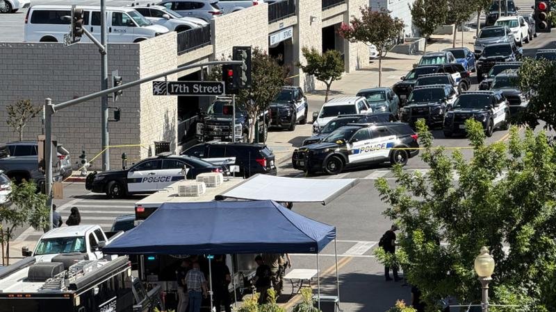 ABD’de banka soygunu: Çok sayıda kişi rehin alındı ABD'nin Güney California bölgesindeki Bakersfield kentinde, bir banka şubesinde bomba