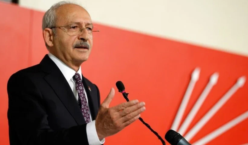Kılıçdaroğlu: Temiz siyaset yapacağız CHP Genel Başkanı Kılıçdaroğlu, CHP Genel Merkezi'nde konuştu. Kılıçdaroğlu, "Arınıp
